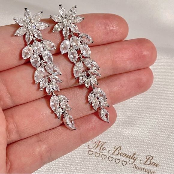 Blooming Crystal Flower Earrings - Picture 2 of 7